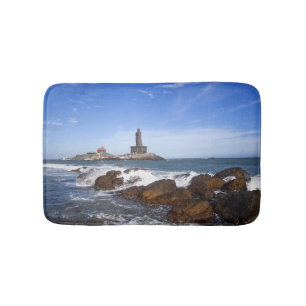 聖者のThiruvalluvarの彫像 タミル・ナードゥ州、インド バスマット