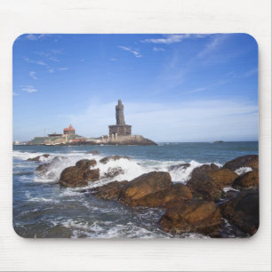 聖者のThiruvalluvarの彫像 タミル・ナードゥ州、インド マウスパッド