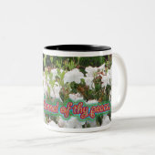 聖者フランシス島の祈りの言葉のコーヒーカップ ツートーンマグカップ (正面右)