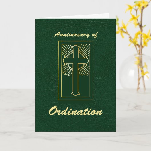 聖職者のグリーンレザー叙順応記念日 カード (黄色い花)