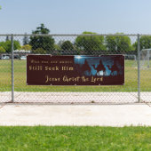 聖降誕祭に詳しい男女がまだ彼を探している 横断幕 (インサイチュ)