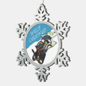 聖降誕祭の臭い!スリングされたクリスマス漫画の上でスカンク スノーフレークピューターオーナメント (右)