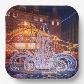 聖降誕祭の装飾、タウンホールの前 ペーパープレート (正面)