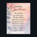聖降誕祭賛美主よYou Bible Verse Winter Scene シーズンポストカード<br><div class="desc">引用文聖なる書物、 経典付き感動的クリスマスハガキは、松の木を覆った美しい水シンプル色の冬のシーンとピンクの夕日の空を描く。聖書の第6:24-26節に記されている賛美「主よと保あなたよ。主は彼の顔を輝かせ、あなた方に恵み与え、あなた方に恵み深くしなさい。主は彼の顔をあなたがたに向け、あなた方に平安を与えなさい与え。 あいさつ、祈りの言葉は手パーソナライズされたのメッセージに対して削除する書ことができる。</div>