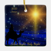 聖静か夜の名パーソナライズされた年クリスマス セラミックオーナメント (正面)