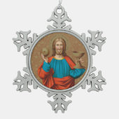 聖餐式を持ち上げるイエス(SNV 050) スノーフレークピューターオーナメント (正面)