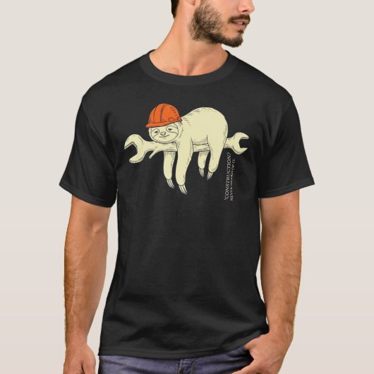 聞いたことのない建設工事 ジョークTシャツ Tシャツ (正面)