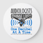 聴覚士は一度に1デシベルずつ人生を変える ラージ壁時計 (正面)