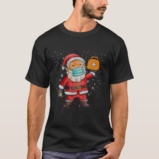 聴診器とシリンジを備えたクリスマスサンタナース Tシャツ (正面)