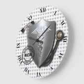 聴診器のドクターシンボルのカドゥセウスに存在する ラージ壁時計 (傾斜)