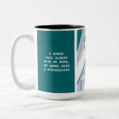 聴診器・デイジーナース鑑賞賜物 マグカップ (左)