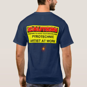 職場での火工芸家の注意 Tシャツ