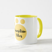 肉付きの雰囲気、黄色い犬の前足Tシャツ マグカップ (正面右)