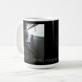 肘を上げろ！RoseWritesによるMike Myers Mug コーヒーマグカップ (正面左)