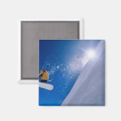 肩に陽が当たるスノーボード中の空中の男性 Wasatch マグネット (正面/裏面)