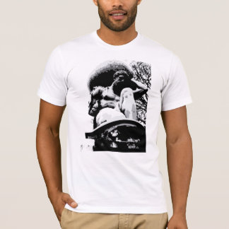 肩をすくめる地図書 Tシャツ