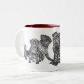 育ち上がる黒いパグ ツートーンマグカップ (正面左)