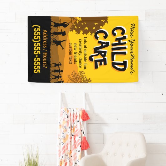 育児のデイケアのベビーシッターをするサマーキャンプの広告宣伝 横断幕 (インサイチュ)