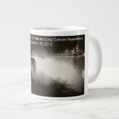 肺癌の認識度のための滝を照らして下さい ジャンボコーヒーマグカップ (正面右)