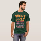 背が低い女の子は成長が止まって完璧に達した fam tシャツ (正面フル)