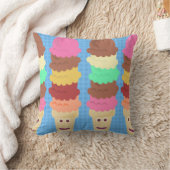 背が高くて美味しカラフルい漫画アイスクリームコーン クッション (ブランケット)