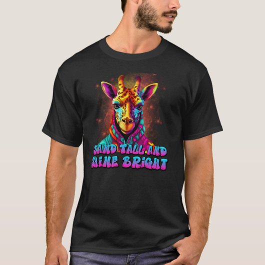 背が高く輝くキリンに耐えクールる Tシャツ (正面)