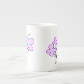 背の高いスリムボーン中国繊細なピンクブーケティーマグカップ ボーンチャイナマグカップ (正面)