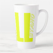 背の高いマグカップに立つ カフェラテマグ (右)