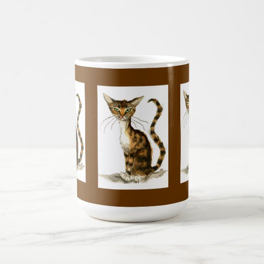 背の高いマグカップに茶色のタビー猫 コーヒーマグカップ (中央)