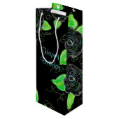 背の高い細い抱き枕イン黒とティール(緑がかった色) ワインギフトバッグ (裏面アングル)