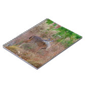 背の高い草の中の鹿 ノートブック (左側)