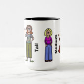 背の高い、中の女性と短い女性のマグカップを鑑賞する マグカップ (中央)