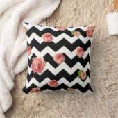 背中と白シェブロンバラ装飾用クッション クッション (ブランケット)