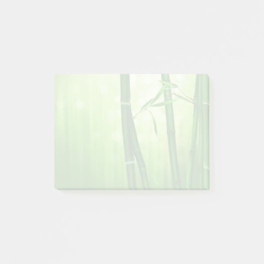 背中に《写真》ぼけ味淡い色の灯を付けた緑の竹 ポストイット (正面)