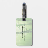 背中に《写真》ぼけ味淡い色の灯を付けた緑の竹 ラゲッジタグ (裏面縦)