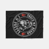 背中にTouchの髭を伸ばしかわいらして フリースブランケット (正面(横))