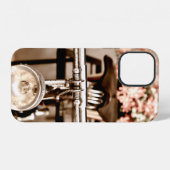 背景がぼやけた古い自転車と花 iPhoneケース (裏面横)