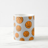 背景がグレーのバスケットボールパターン コーヒーマグカップ (中央)