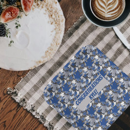 背景がチャコールグレーで青いカエルの葉 ペーパープレート