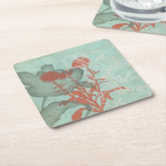 背景に赤い花のシルエットティール(緑がかった色) スクエアペーパーコースター (アングル)