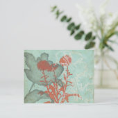 背景に赤い花のシルエットティール(緑がかった色) ポストカード (スタンド正面)
