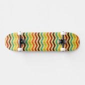 背景はとのレトロの4で縞で飾ります スケートボード (横)