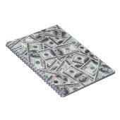 背景100ドル紙幣。 ノートブック (右側)