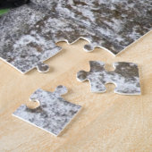 背部のベビーを運んでいる大人のCapuchin猿 ジグソーパズル (側面)