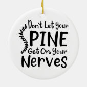 背骨が神経に入らないようにカイロプラクター セラミックオーナメント (裏面)