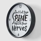 背骨が神経に入らないようにカイロプラクター 壁時計 (傾斜)