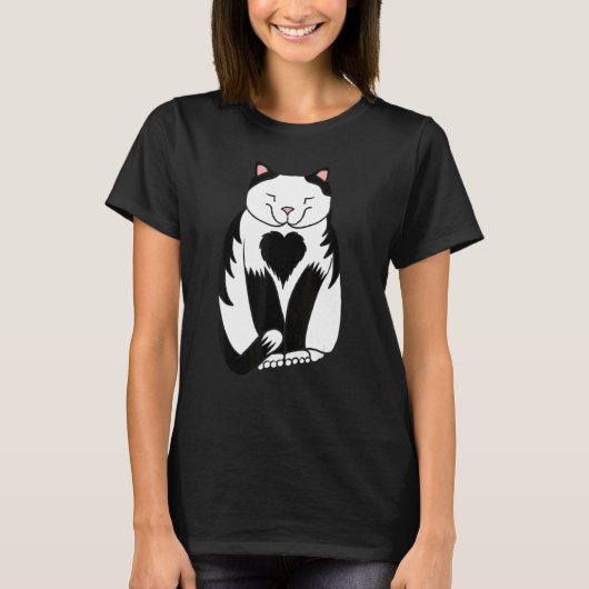 胸にハートのある黒と白の猫 かわいいアニマ Tシャツ (正面)