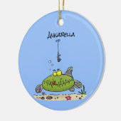 脂肪おもしろい空腹のグリーンフィッシュ魚釣り漫画 セラミックオーナメント (左)