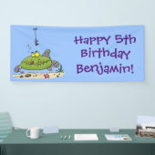 脂肪おもしろい空腹のグリーンフィッシュ魚釣り漫画 横断幕 (トレードショー)