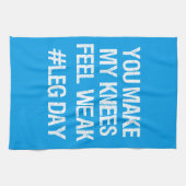 脚の日 – 弱い膝 – おもしろいノベルティボディビル キッチンタオル (横)